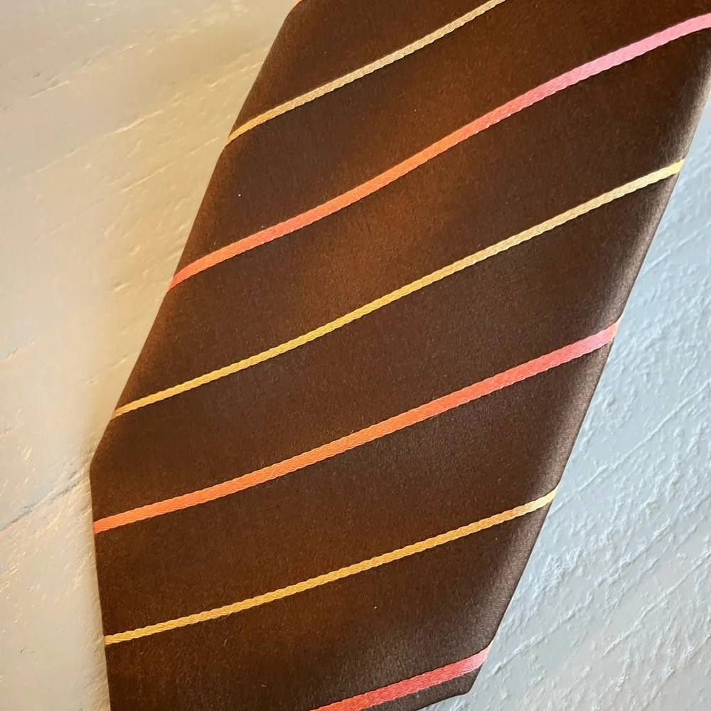 Kenneth Cole Brown Pink Striped Silk Tie 100% Silk Men’s